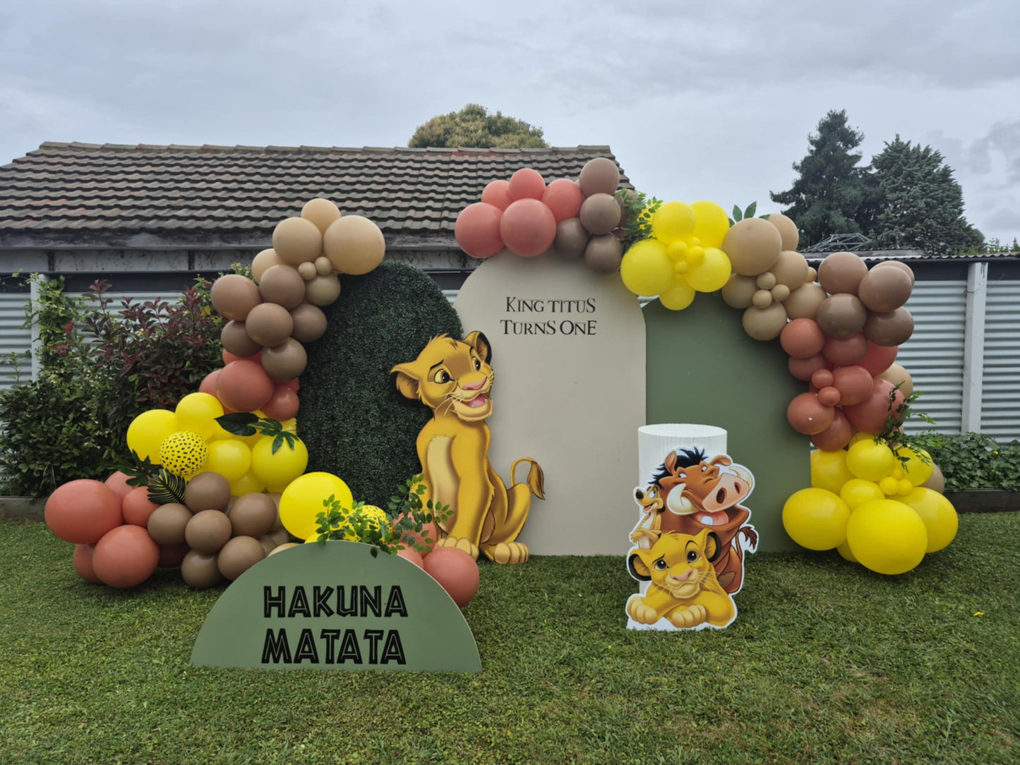 Deluxe Birthday theme